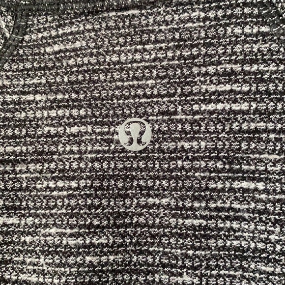 Lululemon Long Sleeve Top - Picture 3 of 6